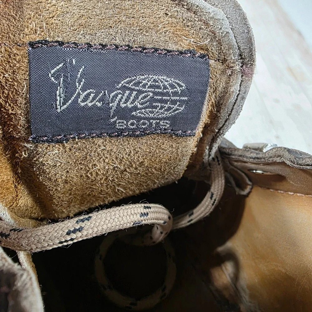 Vasque Vintage Brown Leather Hiking Boots Mens Made in Italy Vibram Lug Sole